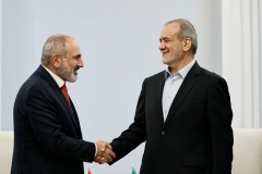 Կազանում տեղի է ունեցել վարչապետ Նիկոլ Փաշինյանի հանդիպումն Իրանի Իսլամական Հանրապետության նախագահ Մասուդ Փեզեշքիանի հետ
