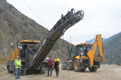 «Նորոգշին»-ը հիմնանորոգում է Մ-2 մայրուղու Կապան-Քաջարան ճանապարհահատվածը