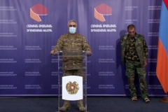 ՀՀ ՊՆ ներկայացուցիչ Արծրուն Հովհաննիսյանի և կամավոր Հարություն Բաղդասարյանի ճեպազրույցը