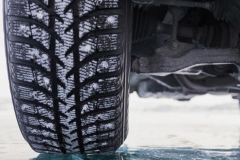 Վարորդներին հորդորում ենք երթեւեկել ձմեռային անվադողերով