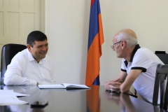 Կապանի համայնքապետ Գեւորգ Փարսյանը  հերթական անգամ  ընդունել է քաղաքացիներին