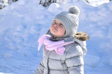 ՈՉ ՈՔ չի հիվանդանում ցրտից. երեխաները պիտի զբոսնեն դրսում, հատկապես ձմռանը