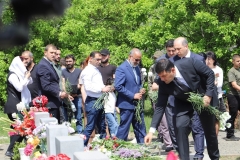 Կապանցիները հարգեցին Հայոց ցեղասպանության անմեղ զոհերի հիշատակը (լուսանկարներ)