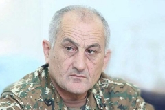 «․․․Այսքան կորուստներից ու զրկանքներից հետո շարունակում են մնալ այս բովանդակազուրկ և հակազգային իշխանության «անդավաճան» հենարանը»