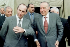 Մեղրիի հարցով առաջարկ եղել է Ալիևի կողմից, բայց պաշտոնական ձևակերպում չի ստացել. Ռոբերտ Քոչարյան