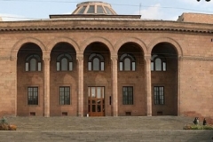 ԳԱԱ նախագահությունը պահանջում է կառավարության հրաժարականը