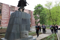 Մարզկենտրոնում հարգանքի տուրք էր՝ Մեծ հայրենականում եւ Արցախյան երեք պատերազմում զոհված կապանցիների հիշատակին