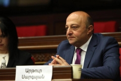 ԱԺ պատգամավոր Արթուր Սարգսյանը կմնա տնային կալանքի տակ