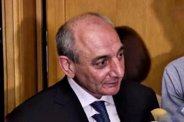 Պայմանավորվել ենք բոլոր հնարավորություններն օգտագործել, որ ստիպված չլինենք հայտնվել մեզ համար խորթ իրավիճակներում. Բակո Սահակյանը՝ «Իմ քայլի» հետ հանդիպման մասին 