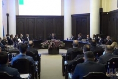 Զոհված զինծառայողների հարազատները պահանջում են չեղարկել «գունագեղ տոնակատարություն» անցկացնելու որոշումը