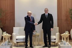 Առանց Հայաստանի Սահմանադրության փոփոխության խաղաղության համաձայնագրի ստորագրումը չի կայանա, բայց որքան ես գիտեմ Հայաստանը նախատեսում է հանրաքվե անցկացնել․ Ալիև