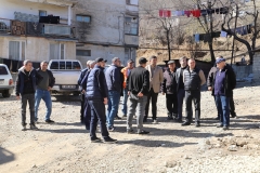 Շինարարների թաղամասի բոլոր բակերը բարեկարգվում և ասֆալտապատվում են