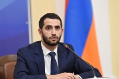 Հայաստանի և Թուրքիայի ներկայացուցիչները հայ թուրքական սահմանին հանդիպել են ու քննարկել Ախուրիկ-Աքյաքա երկաթուղային անցակետը վերագործարկելու հարցը. Ռուբինյան