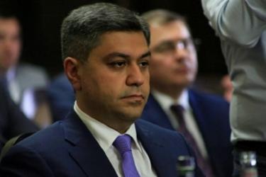 Վանեցյանական թևի ներկայացուցիչները որոշ անհատների հետ բանակցությունների մեջ են. «Իրատես»