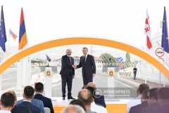 Հայաստանի և Վրաստանի վարչապետների մասնակցությամբ պաշտոնապես շահագործման հանձնվեց «Բարեկամության» կամուրջը