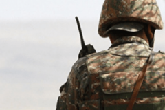 Դավիթ Տոնոյանը խոսում է նոր բարենպաստ դիրքերի զբաղեցման, իսկ ադրբեջանցի օգտատերերը՝ 2 դիրքի կորստի և 17 հոգու մահվան մասին․ Արծրուն Հովհաննիսյան