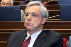 Ամեն ինչից ակնհայտ է՝ Փաշինյանը համաձայնել է այսպես կոչված «միջանցքին»՝ Սյունիքի մարզով անցնող մի նախագծի, որը փաստացի նշանակում է հայկական տարածքի ինքնիշխան վերահսկողության փոխանցում արտաքին ուժի. Օսկանյան