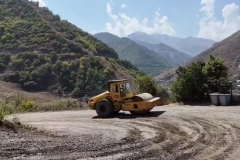 ՀԻՄՆԱՆՈՐՈԳՎՈՒՄ ԵՆ ՔԱՋԱՐԱՆ ՀԱՄԱՅՆՔԻ` ՓՈՒԽՐՈՒՏ-ԿԱԹՆԱՌԱՏ ԳՅՈՒՂԱԿԱՆ ԲՆԱԿԱՎԱՅՐԵՐԻ ՃԱՆԱՊԱՐՀՆԵՐԸ