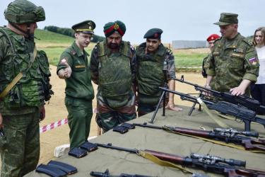 Հնդկաստանը և Ռուսաստանը համատեղ զորավարժություն են անցկացնում