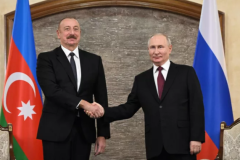 Ձեռքսեղմում՝ երկկողմ բանակցություններից առաջ. սկսվել է Պուտինի և Ալիևի հանդիպումը