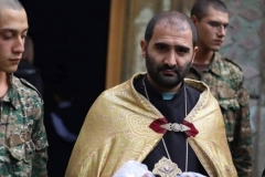 Կարգալույծ է հռչակվել Տավուշի թեմի հոգևոր սպասավոր Տարոն քահանա Հունանյանը. Մայր Աթոռ