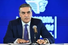 «Ի՞նչ տղամարդկություն. գոռում ու փորձում է նվաստացնել հայ կնոջը, հայ մորն ու նրա երեխային». Թաթոյան