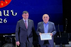«Սյունյաց երկիր» պարբերականին՝ Կապան համայնքի ղեկավարի շնորհակալագիր