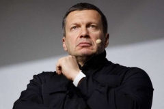 2 տարի ժամանակ ունեիր, գնայի՛ր ու գնեի՛ր քո ցանկացած զենքերը․ Սոլովյովը` Փաշինյանին