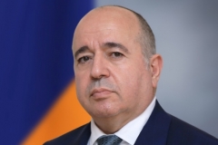 Պաշտպանության նախարարը մեկնել է Մոսկվա