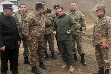 Բերման են ենթարկվել մի խումբ զինծառայողներ. Տոնոյանի հրամանով անսպասելի ստուգայցեր են կատարվել