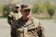 Արտակ Դավթյան. «Հայոց  քաջորդիների նոր սերունդ է հերոսանում ռազմի դաշտում, եւ պարտավոր ենք արժանապատիվ թիկունք ու նեցուկ լինել նրան»