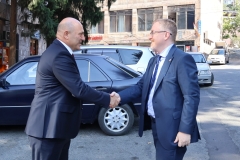 ԿԱՆԱԴԱՅԻ ԱՐՏԱԿԱՐԳ ԵՎ ԼԻԱԶՈՐ ԴԵՍՊԱՆ ԷՆԴՐՅՈՒ ԹԸՐՆԵՐԻ ԱՅՑԸ ՄԵՂՐԻ ՀԱՄԱՅՆՔ
