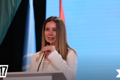 Ամոթ է, որ այս մարդն է հայերին ներկայացնում այսօր, վիզը ծուռ՝ կանգնում է Ալիևի մոտ, Էրդողանի գիրքը գրկում․ Աննա Գրիգորյան