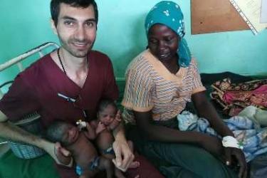 Սուդանում երկվորյակների մայրը աղջկան անվանակոչել է Արմինե՝ ի պատիվ բժիշկ Արմեն Մկրտչյանի