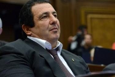 Իրավապահները Գագիկ Ծառուկյանի առանձնատանն են. հնարավոր են ձերբակալություններ