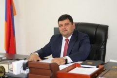 Կապան համայնքի ղեկավար Գեւորգ Փարսյանի ուղերձը՝ Հանրապետության տոնի կապակցությամբ