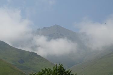 Օգոստոսի 4-ին «Սյունյաց երկիրն» այցելեց Հայկական դիցարանի գերագույն աստված Արամազդի անունը կրող լեռնագագաթ, որի բարձրությունը 3392 մետր է