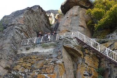 Մեկ օր Քարահունջում. Օխտն օրորոցի լեգենդը