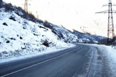 Սյունիքի մարզի Գորիս-Սիսիան ավտոճանապարհին ձյուն է տեղում