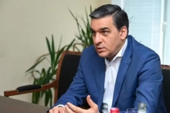 Բացահայտ ծաղր է խաղաղության քարոզն այն պայմաններում, երբ Ադրբեջանի նախագահը հայտարարում է, որ 300,000 ադրբեջանցի արդեն դիմել է Հայաստանի վարչապետին՝ «Հայրենիք վերադառնալու» նպատակով. Թաթոյան