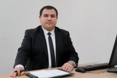 Ազատ գյուղում զինվորական կացարանի հրդեհի և զինծառայողների մահվան դեպքի վերաբերյալ քրեական գործով անցնող Գոռ Աղեկյանն ազատվել է կալանքից. Փաստաբան