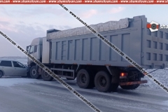 Ճանապարհի մերկասառույցի պատճառով Սյունիքի մարզում BMW-ն բախվել է Volkswagen-ին, վերջինս էլ՝ բեռնատարին. կան վիրավորներ