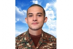 Դիցական իմ լեռան հերոսը