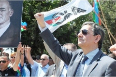 «Եթե ազատագրել ենք Ղարաբաղը, ապա ո՞վ է ռուսերենը պետական լեզու դարձրել». Ադրբեջանի ընդդիմության առաջնորդը կոչ է արել գրավել ամբողջ Արցախը