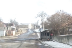 Մեր պատշգամբից թշնամին երևում է, մեր ձեռքը զենք չկա, որ գյուղը պաշտպանենք. սյունեցի (տեսանյութ)