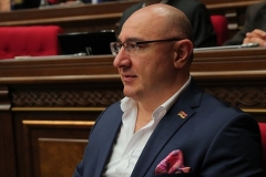 «Սոթքի ոսկու հանք են ներթափանցել 80 ազերի զինվորական։ Էտ ո՞ր պայմանագրով ենք կողմնորոշվում, ո՞վ պիտի վերահսկի պայմանագրի կատարումը»