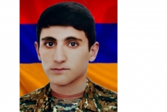 Արչունց Արման. վտիտ ու աշխատասեր զինվորը, որ նահատակվեց Արցախում