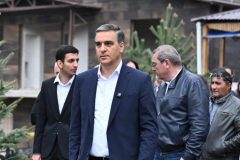«Մենք գիտենք՝ ինչպես լուծել խնդիրները»․ Արման Թաթոյանը՝ «Միասնության թևերի» և մյուս քաղաքական ուժերի տարբերությունների մասին