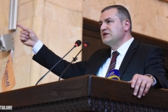 Վե՛րջ։ Սա խայտառակություն է։ Ադրբեջանցիները դիրքեր են տեղակայում ՀՀ տարածքում. Տիգրան Ուրիխանյան