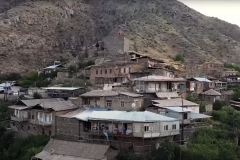 Կառավարությունը Մեղրիի Փոքր թաղի հուշարձան-տների սեփականատերերին հարկադրել է պահպանական պարտավորագիր ստորագրել